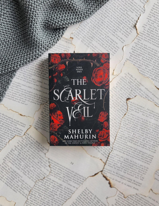 The Scarlet Veil - Shelby Mahurin (PAPERBACK)