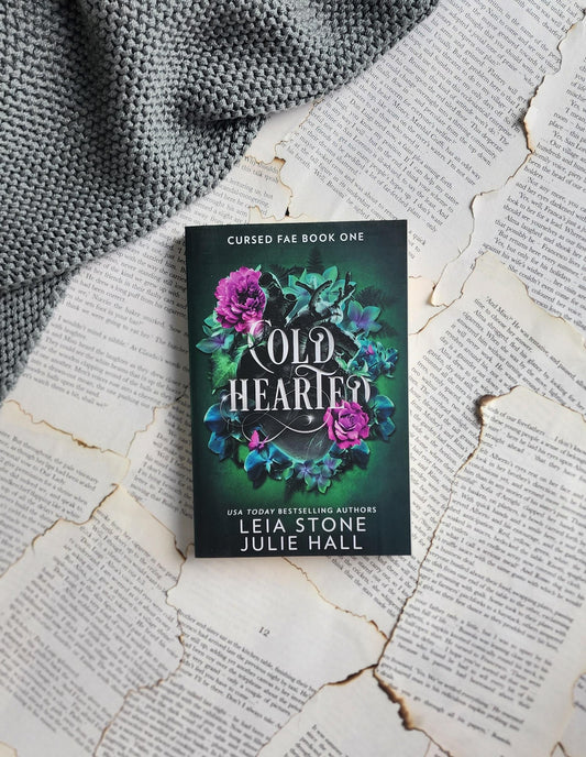 Cold Hearted - Leia Stone & Julie Hall (PAPERBACK)