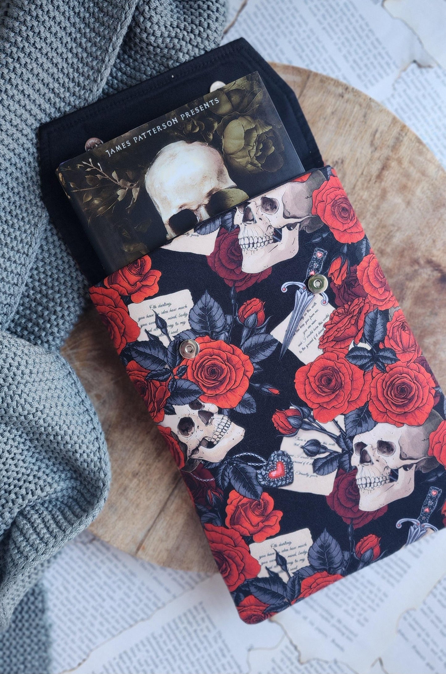 Dark Romance Padded Book Sleeve - Large